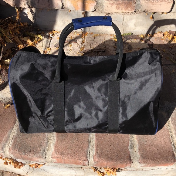 Versace Parfums Duffle Weekend Bag - Picture 2 of 9